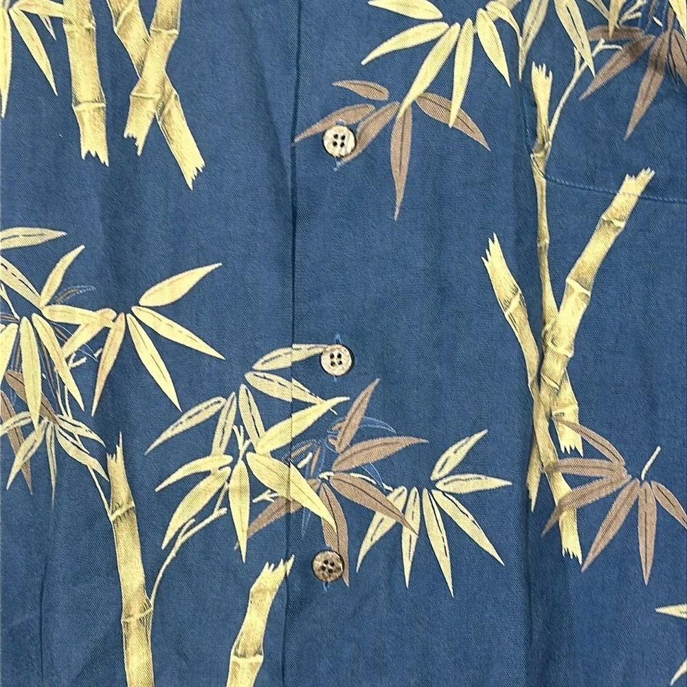 Hilo Hattie men’s shirt (Dress/ Beach shirt) - Picture 2 of 6